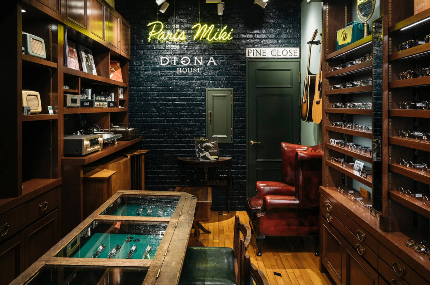 DIGNA HOUSE 青山骨董通り